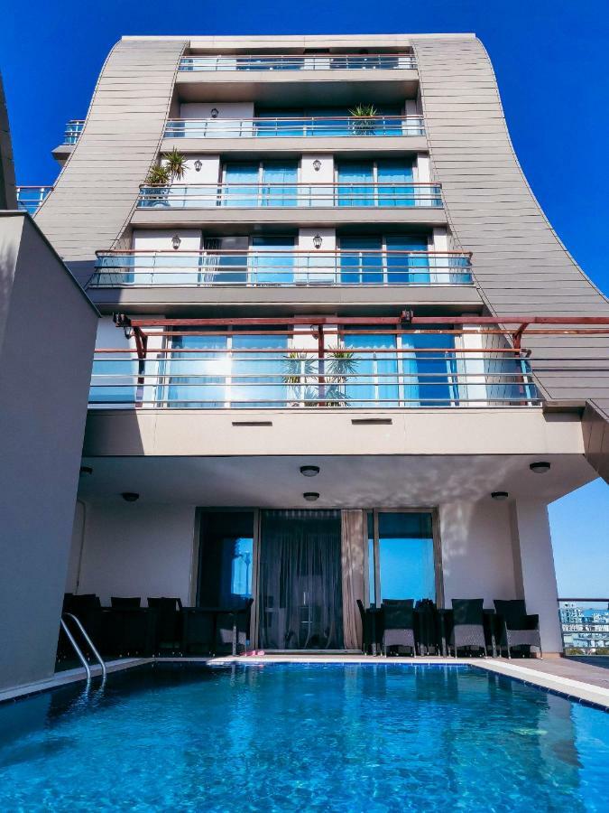 Aquamarine Luxury Residence Kyrenia  Bagian luar foto