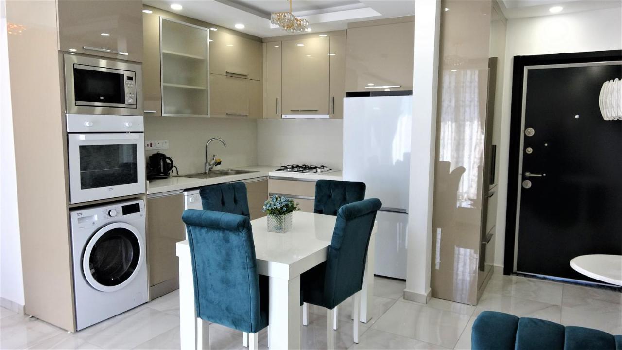 Aquamarine Luxury Residence Kyrenia  Bagian luar foto