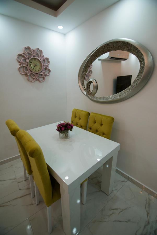 Aquamarine Luxury Residence Kyrenia  Bagian luar foto